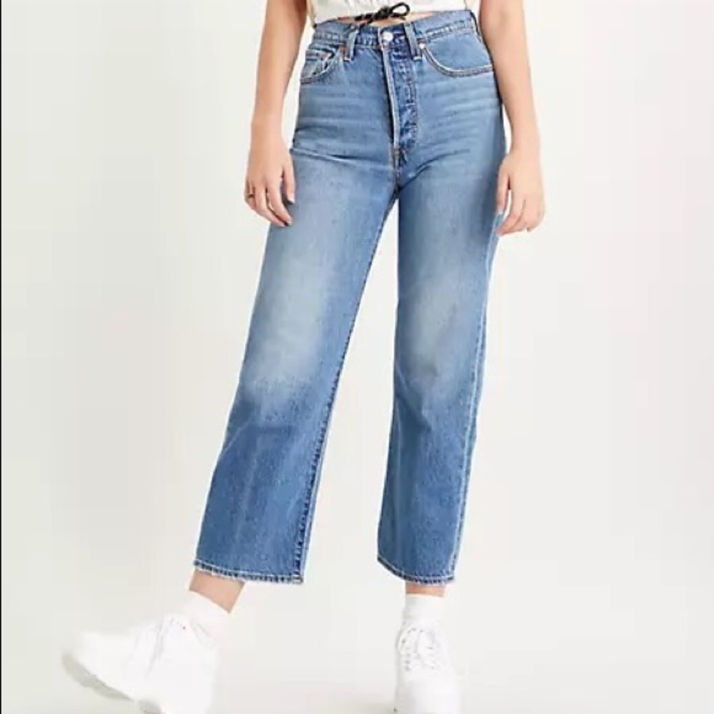 NWT Levi's Ribcage Straight Ankle Super High Rise Button Fly Jeans 29x27 medium